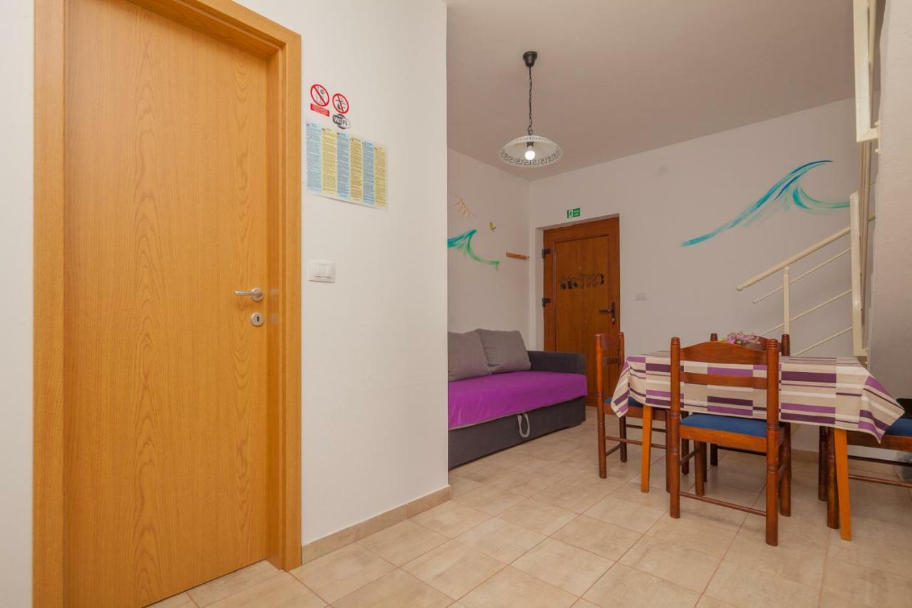 Miramare Apartment Pomer Ngoại thất bức ảnh