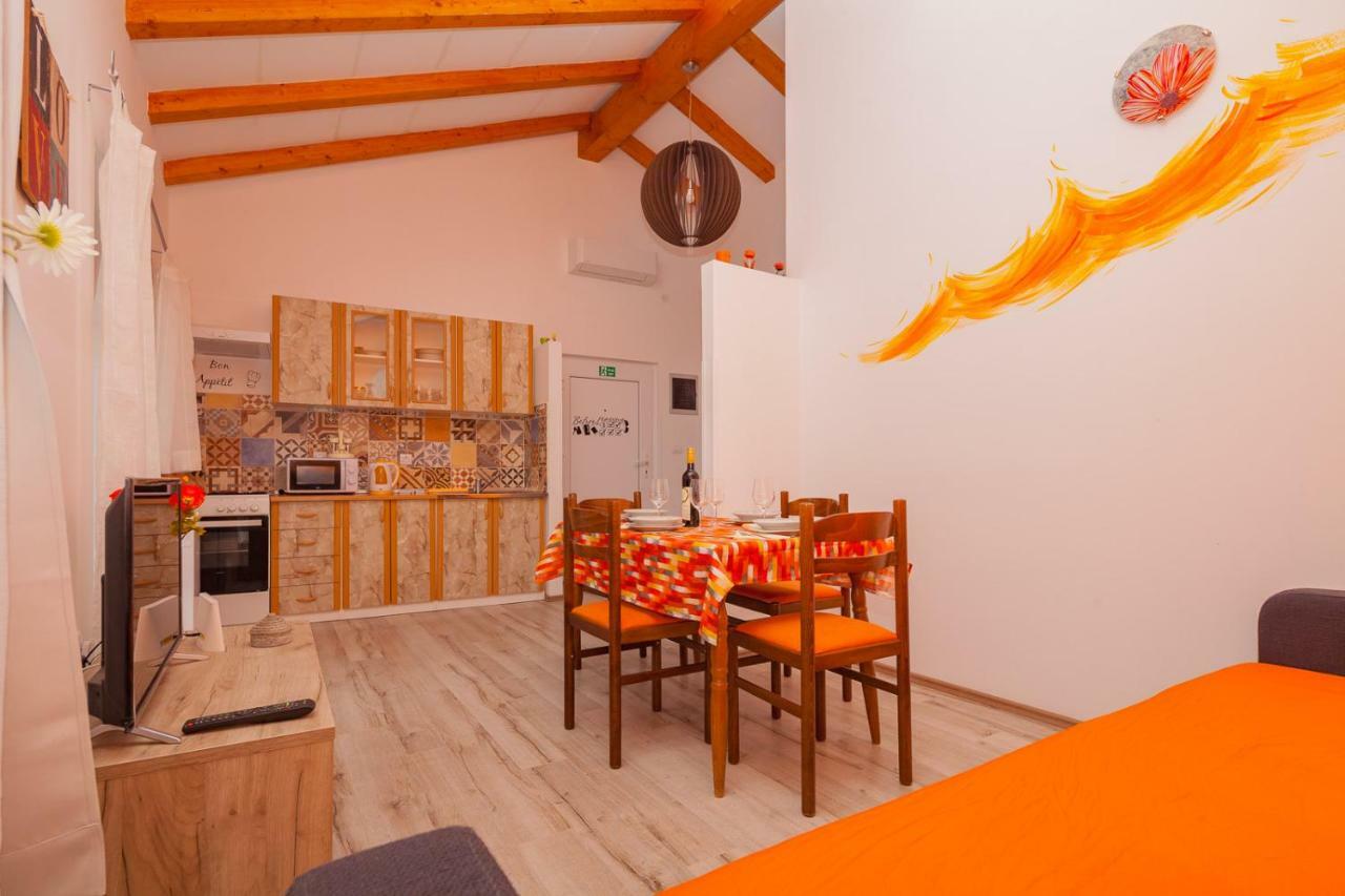 Miramare Apartment Pomer Ngoại thất bức ảnh