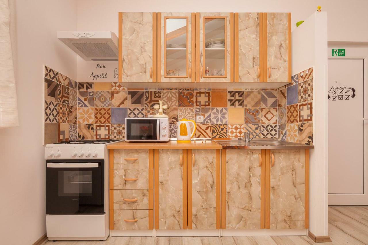 Miramare Apartment Pomer Ngoại thất bức ảnh