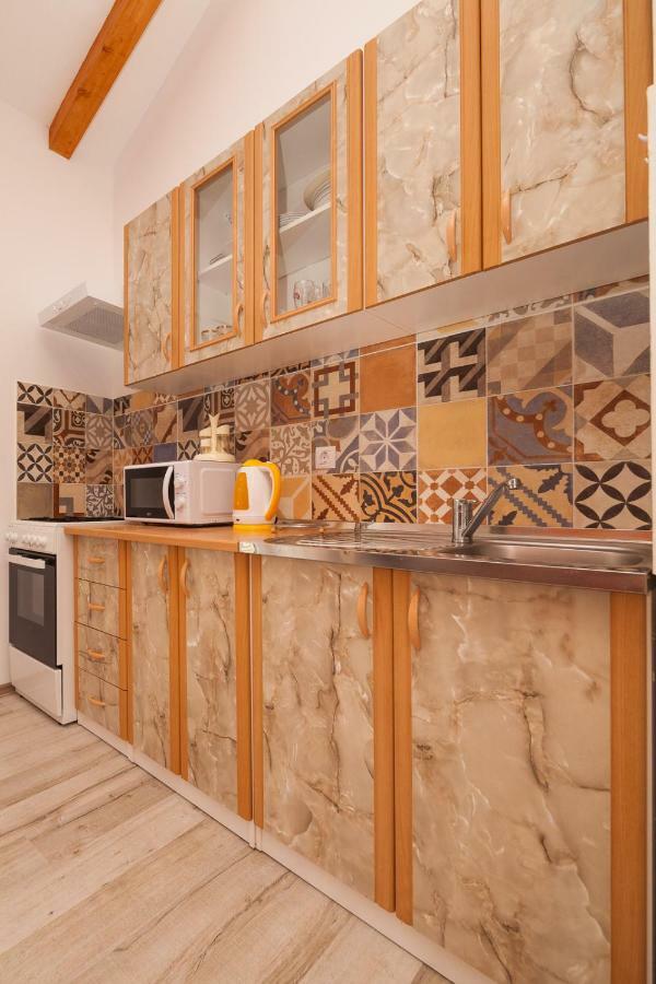 Miramare Apartment Pomer Ngoại thất bức ảnh